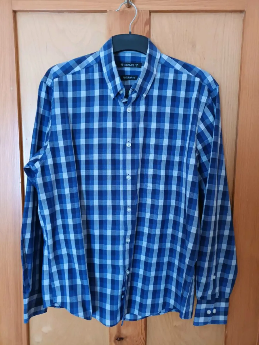 Shirts,Jackets Size Medium - Image 3