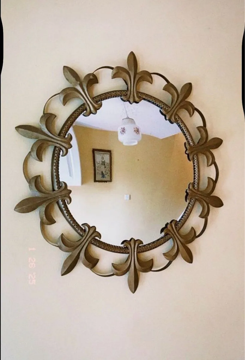 Mid-Century Brass Convex Mirror 18 Inches - Image 3