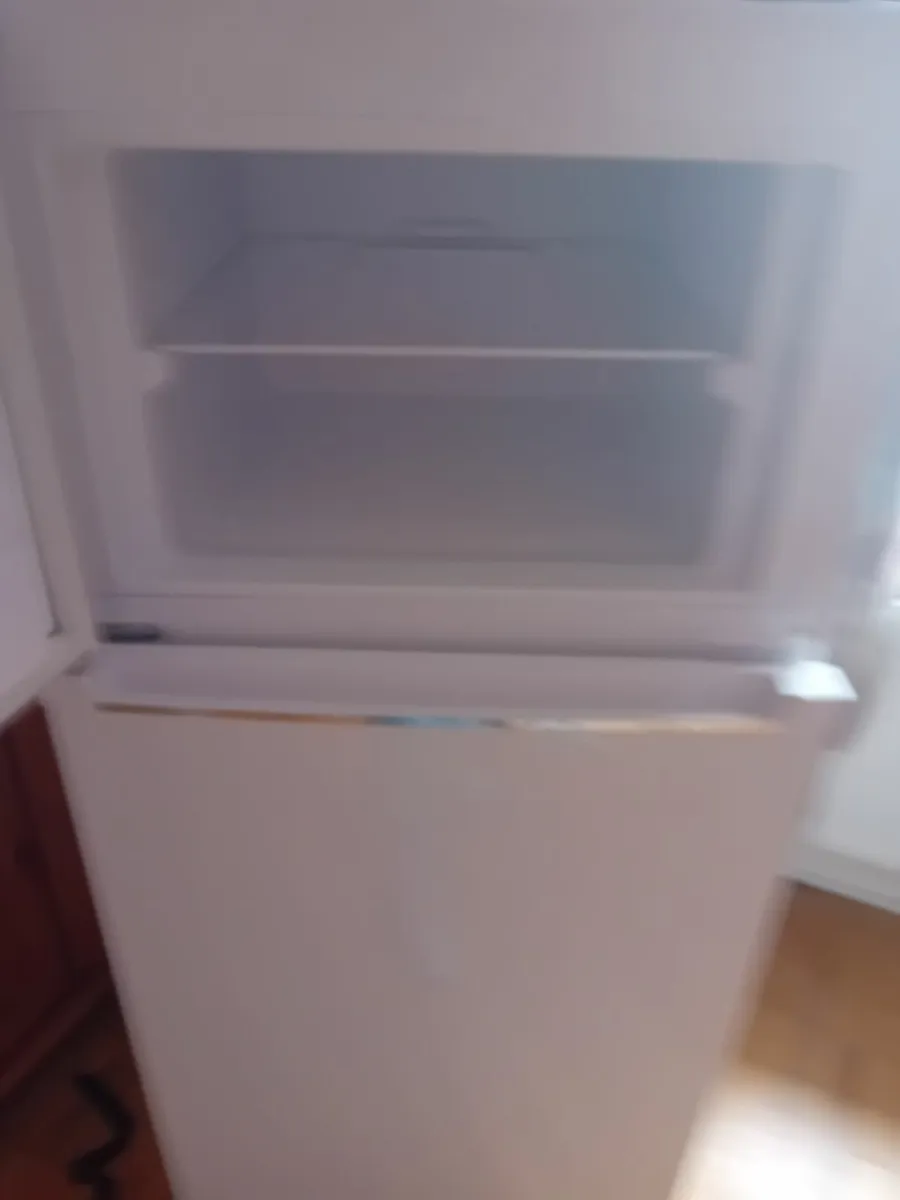 Fridge freezer - Image 2
