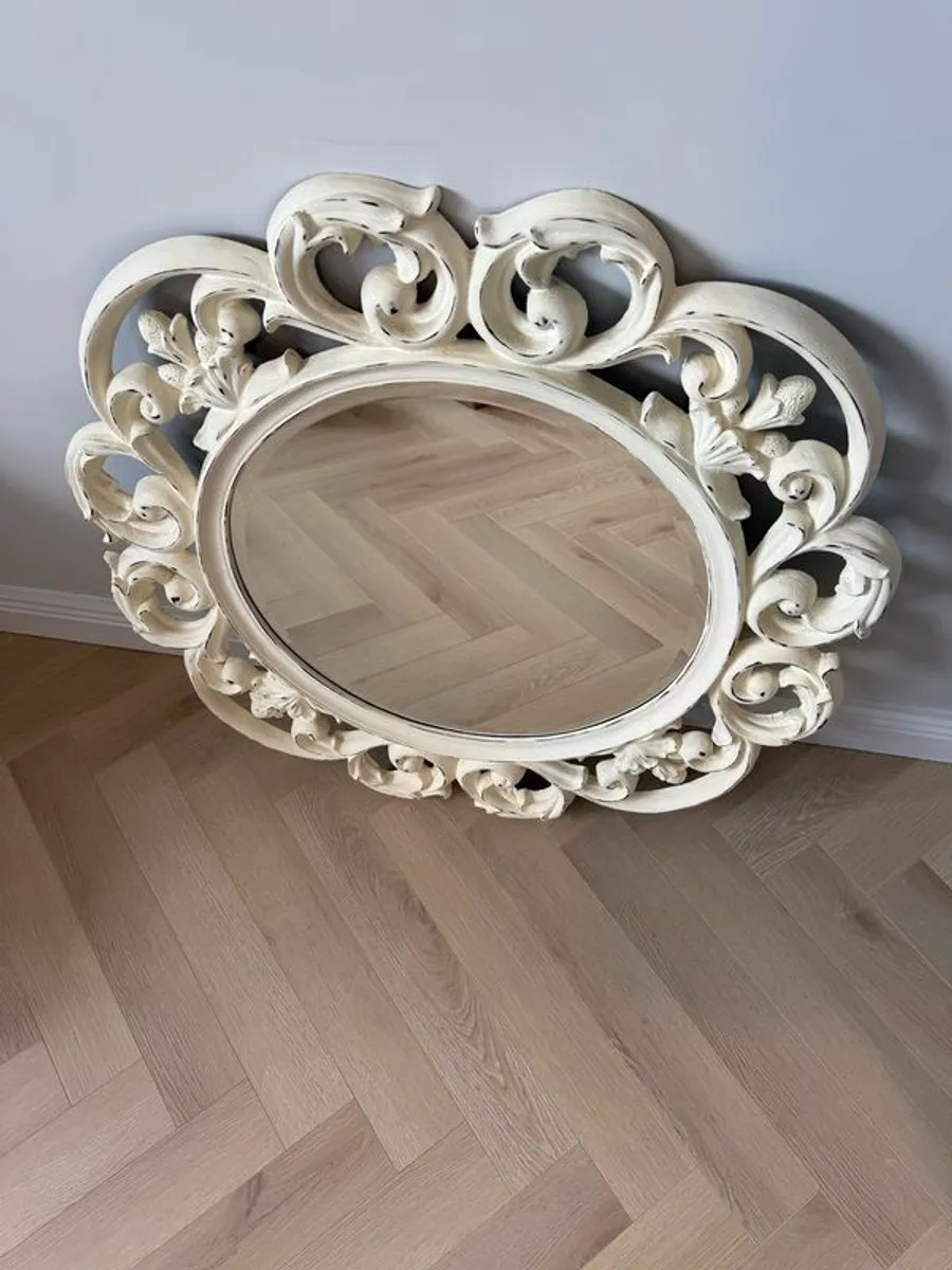 Mirror (Chartwell, vintage white) - Image 1