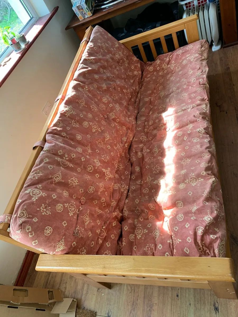 Hardwood sofa-bed (for futon mattress) - Image 3