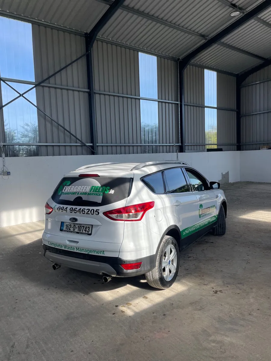 Ford Kuga 2016 - Image 2