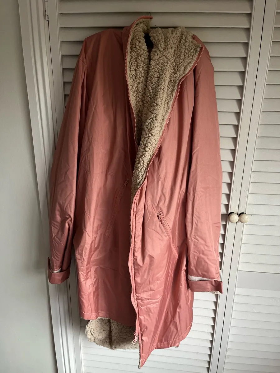 Dry Robe - Image 1