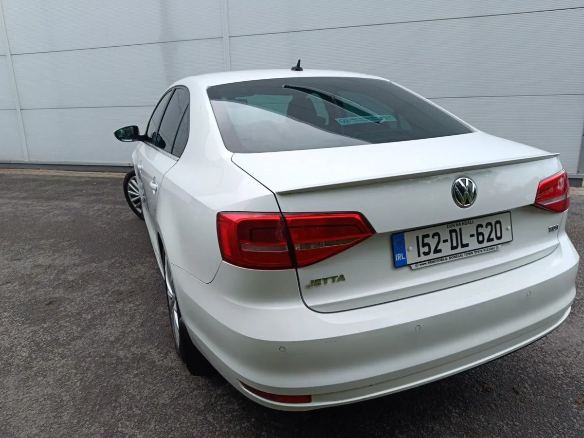 Volkswagen Jetta 2.0 TDI BMT 110HP Highline - Image 3