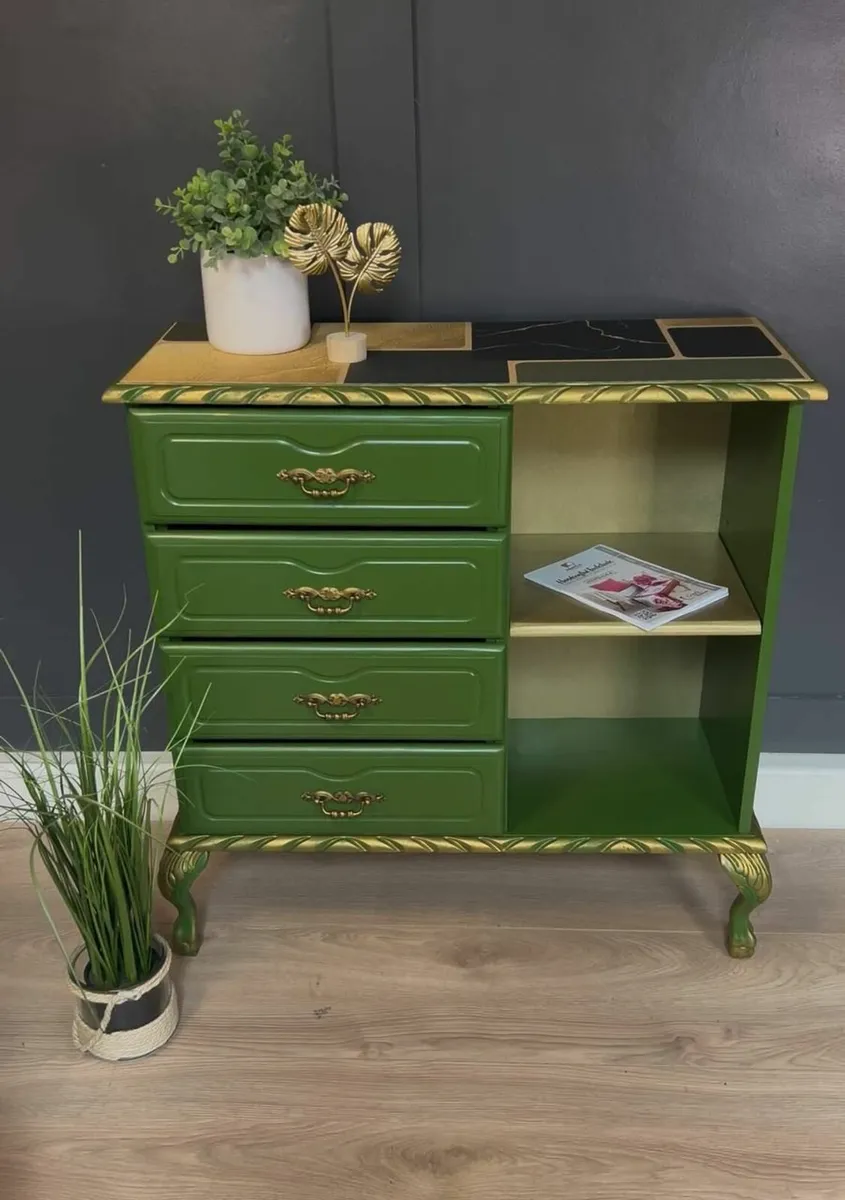 SALE! Emerald elegance Chest of drawers - Image 1