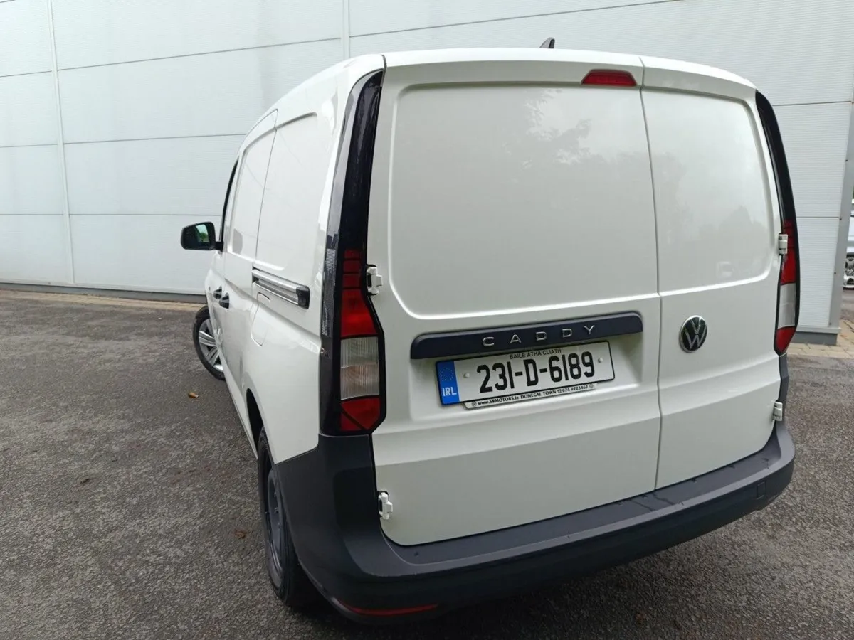 Volkswagen Caddy Caddy Cargo TDI 75bhp M6F 5DR - Image 3