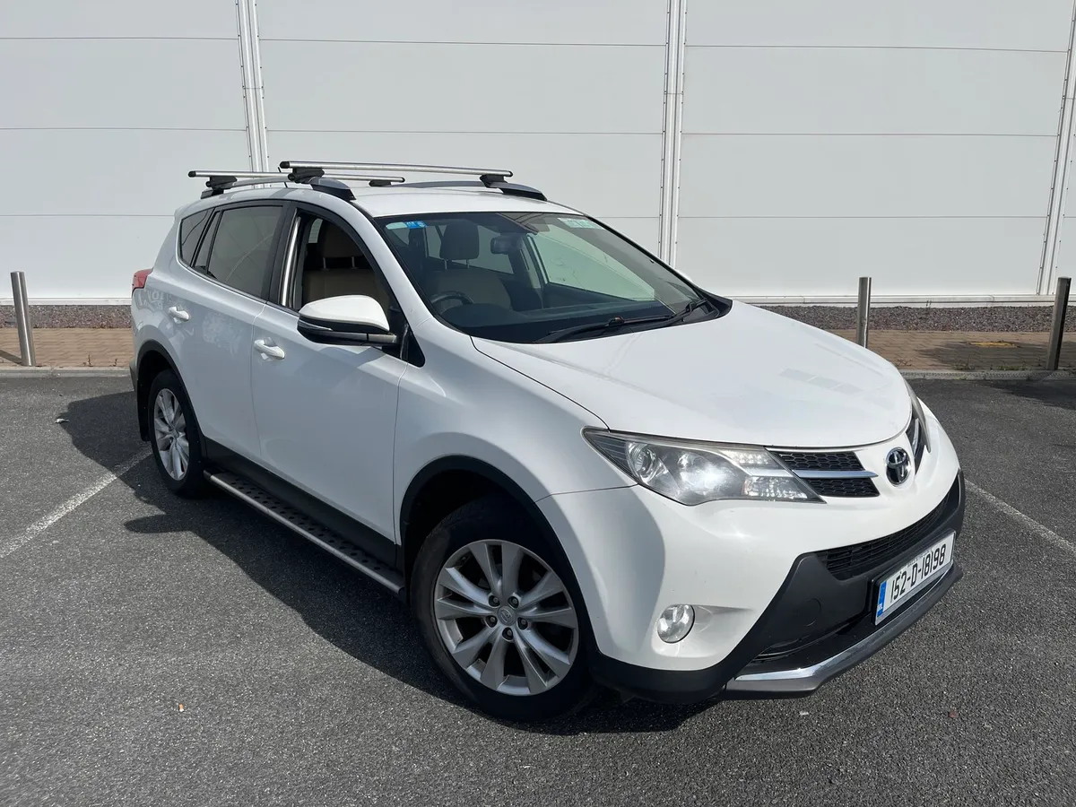 2015 Toyota rav4 - Image 1