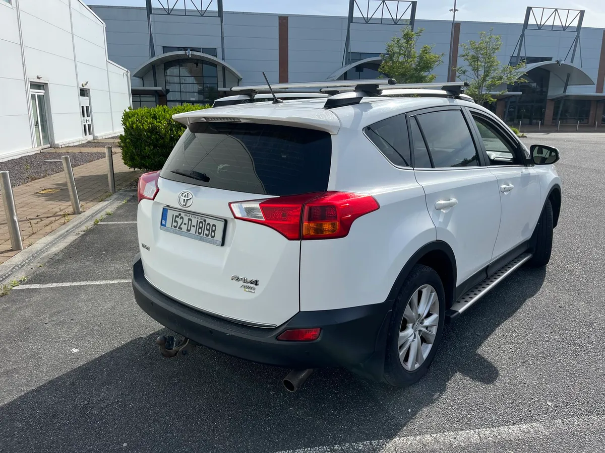 2015 Toyota rav4 - Image 2