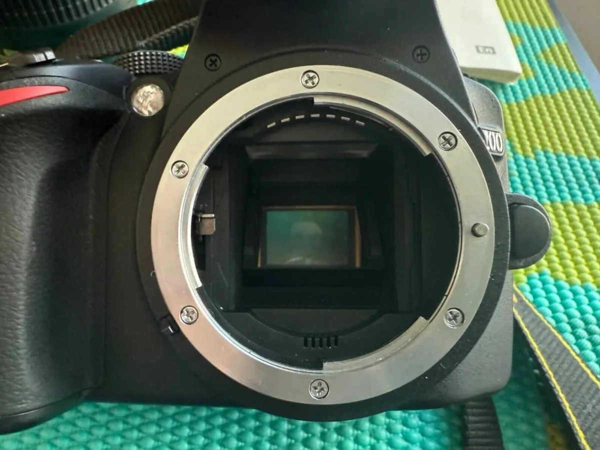 Nikon D3200 Digital SLR camera with lenses - Image 2