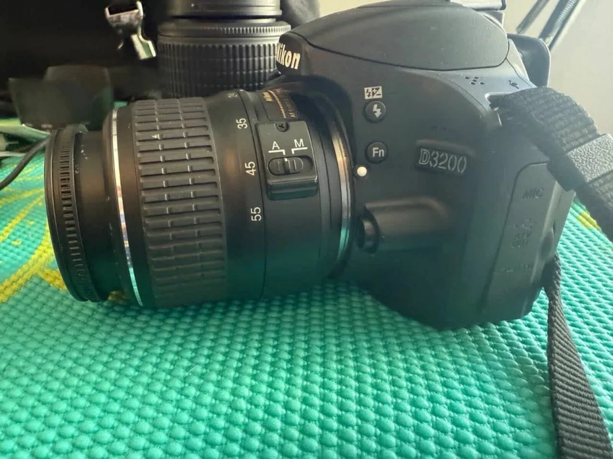 Nikon D3200 Digital SLR camera with lenses - Image 3