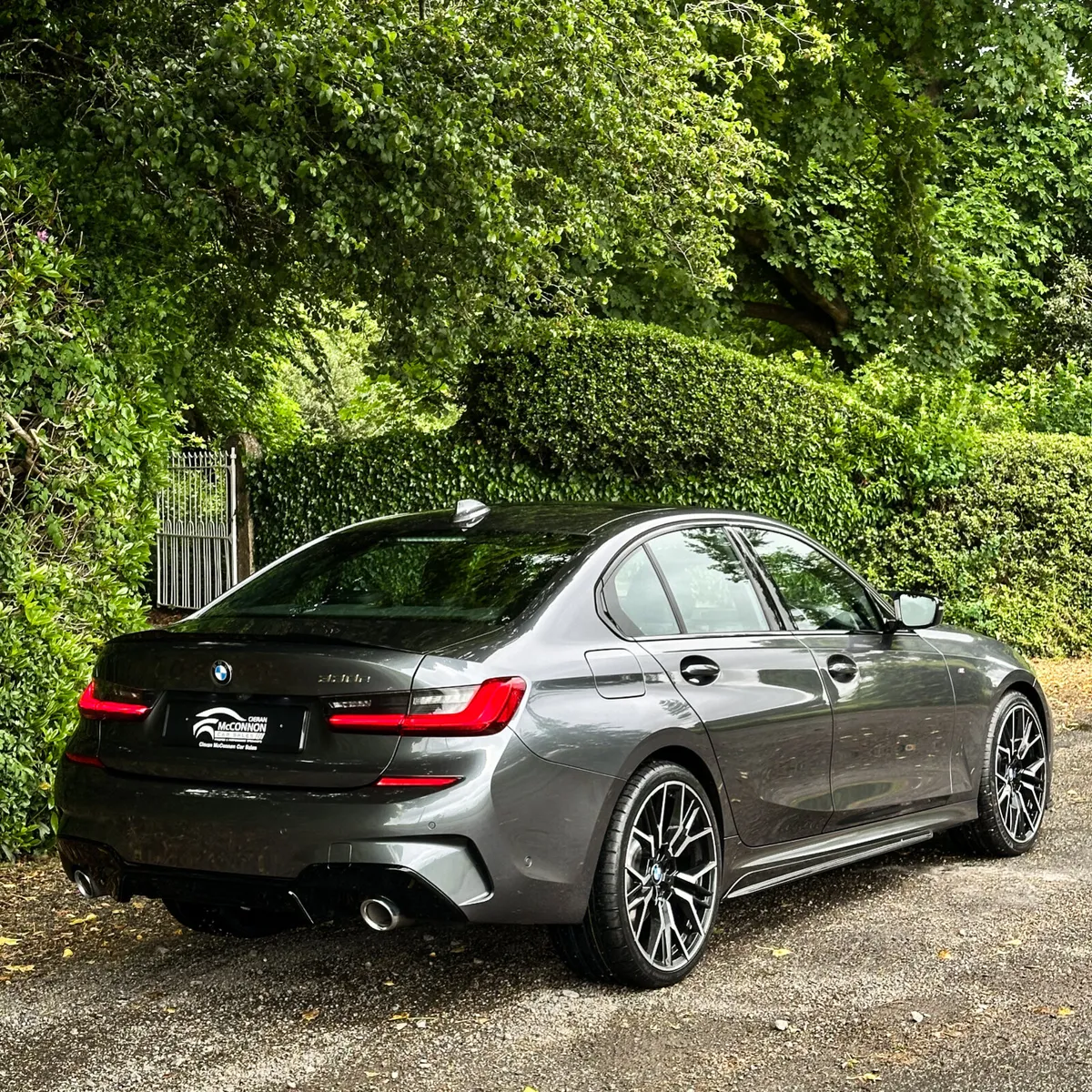 2021 (211)  BMW 330e M-SPORT 290BHP - Image 4