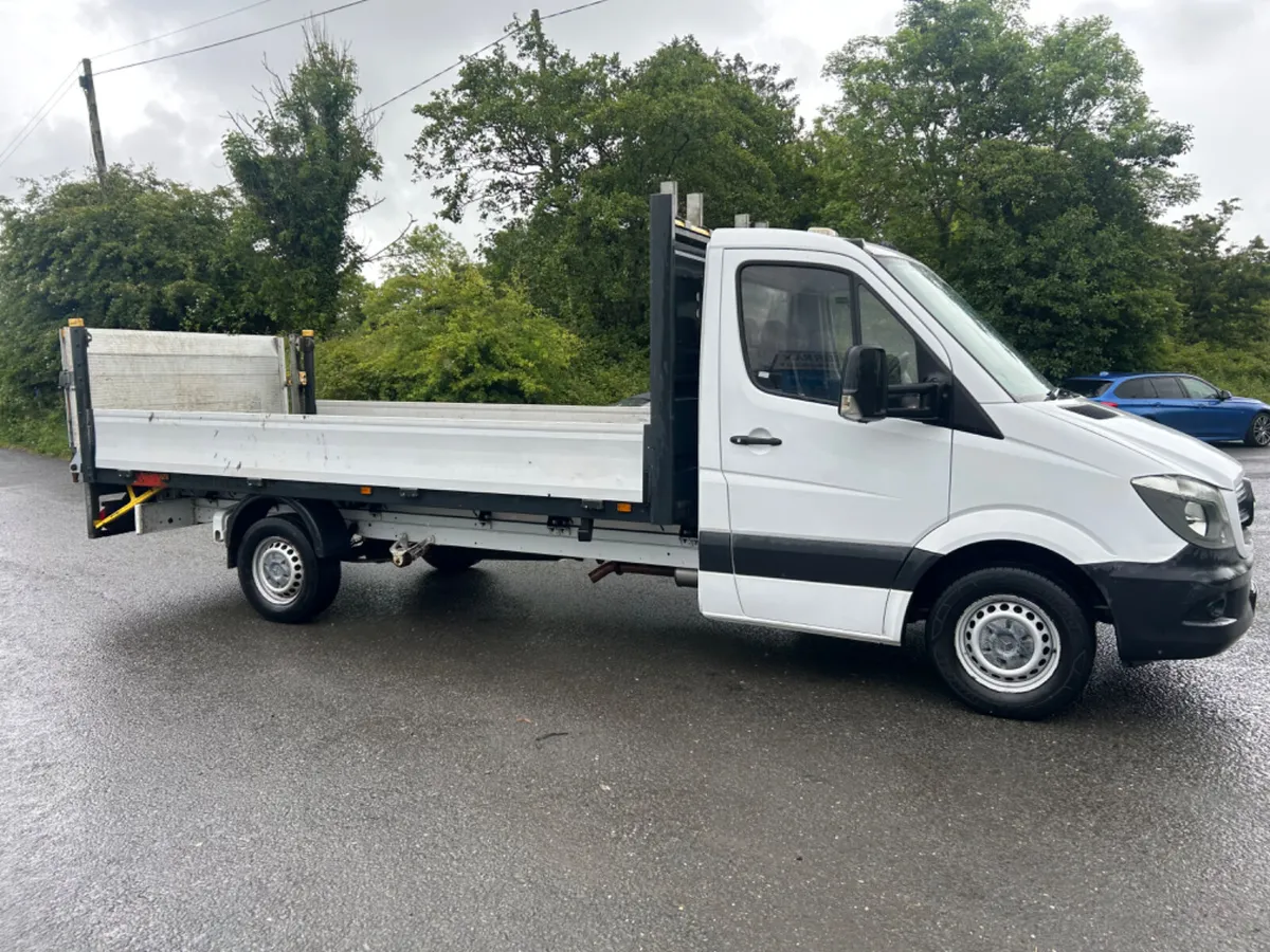 2016 Mercedes sprinter lwb pick up with tail lift - Image 4
