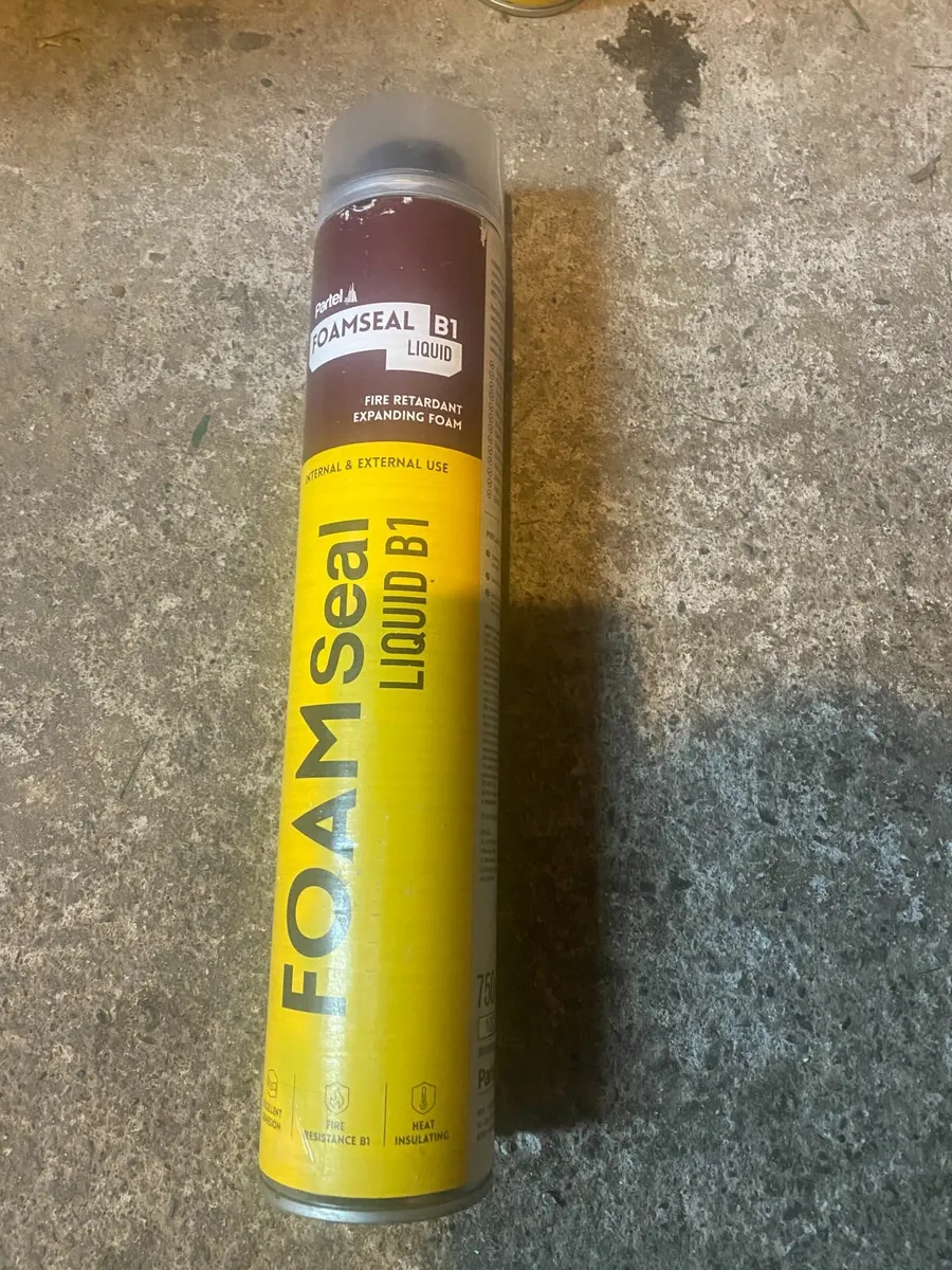 expanding foam - Image 1