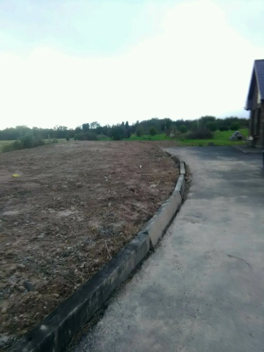 Diggers with driver's all work carried out - Image 3