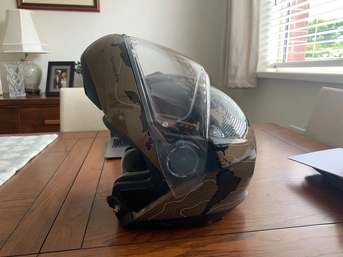 motorcycle helmet - Image 4