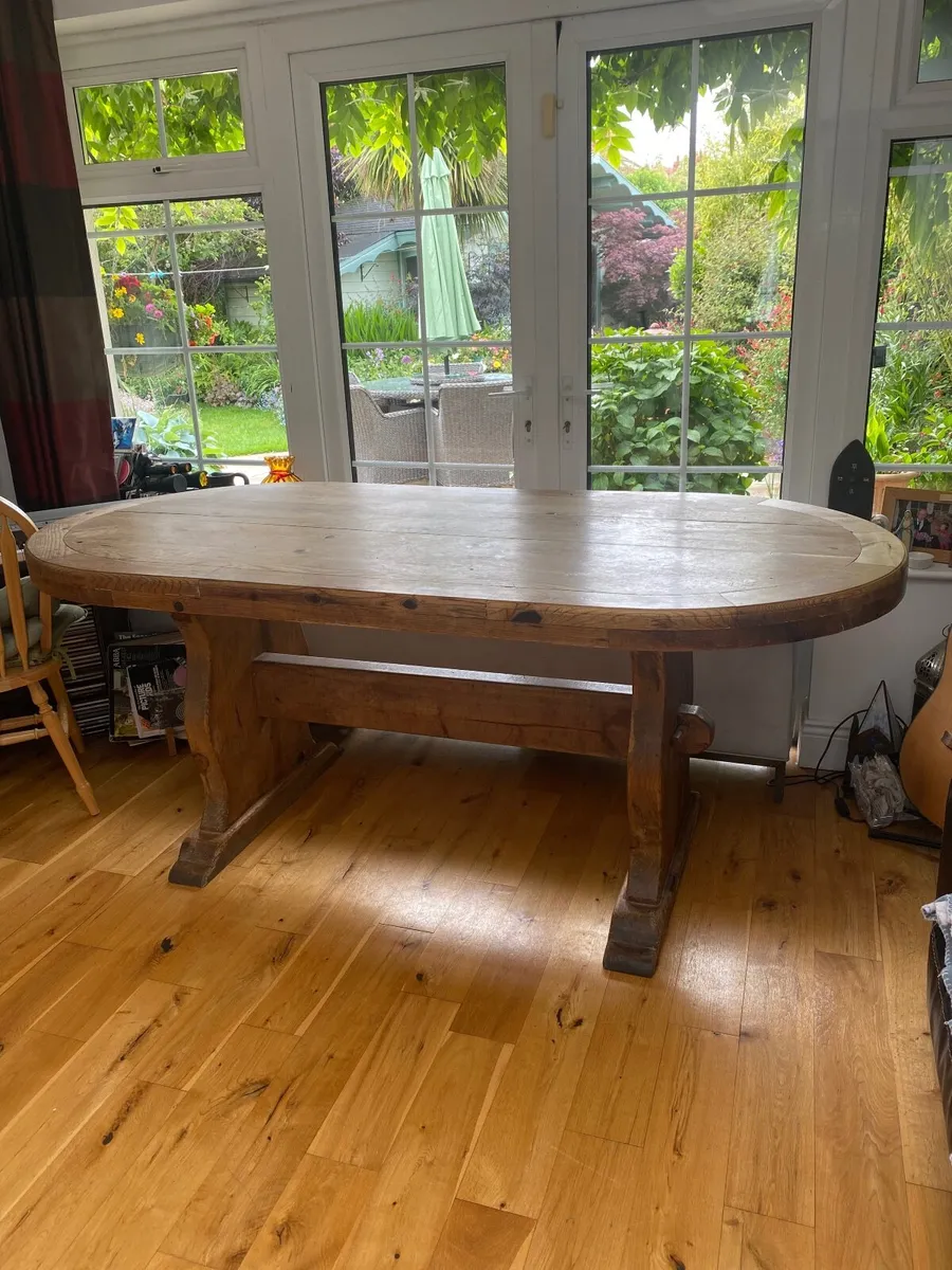 Kitchen / dining table - Image 3