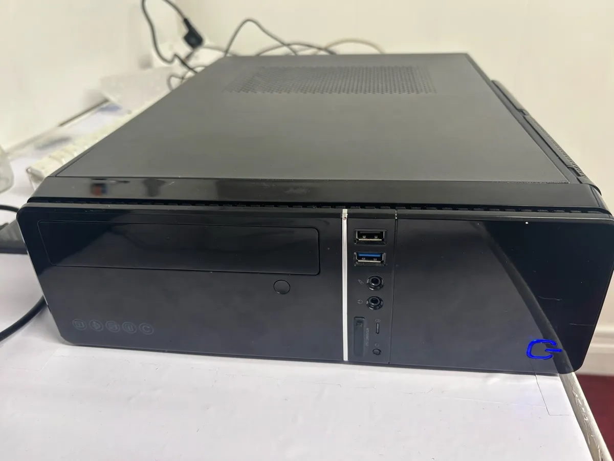 Desktop PC - Image 1