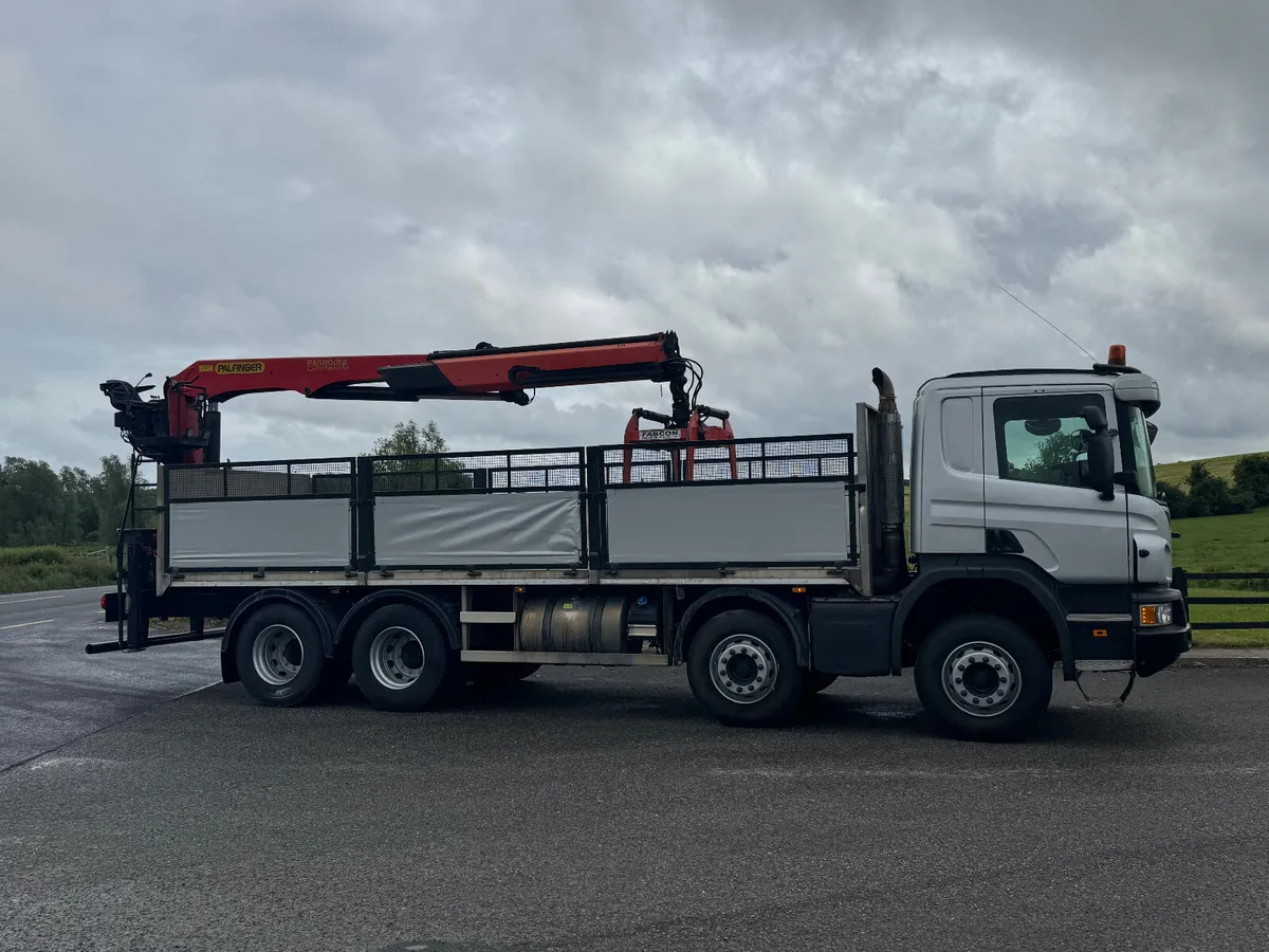 2017 Scania P410 8x4 Block Grab. Ref No: 2516 - Image 3