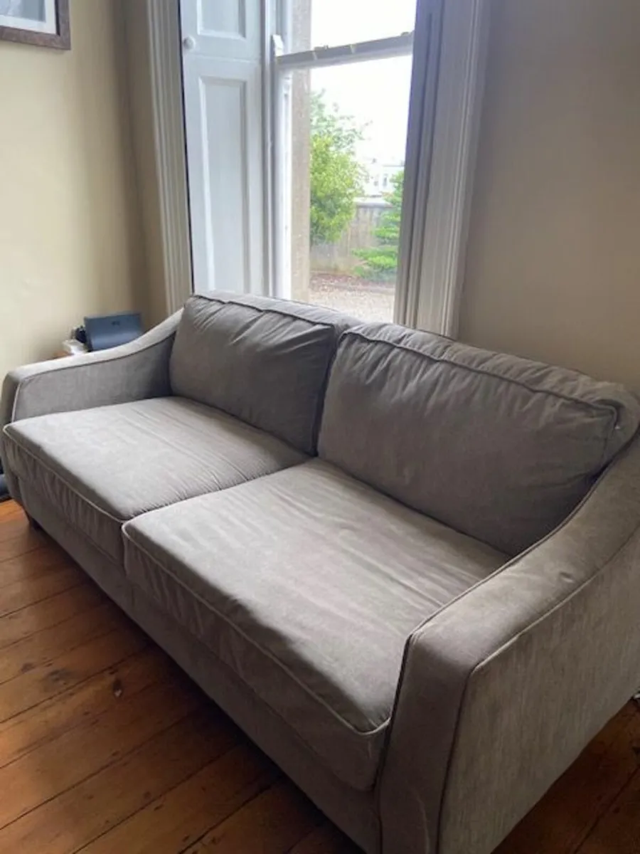 3 Seater Modern Couch