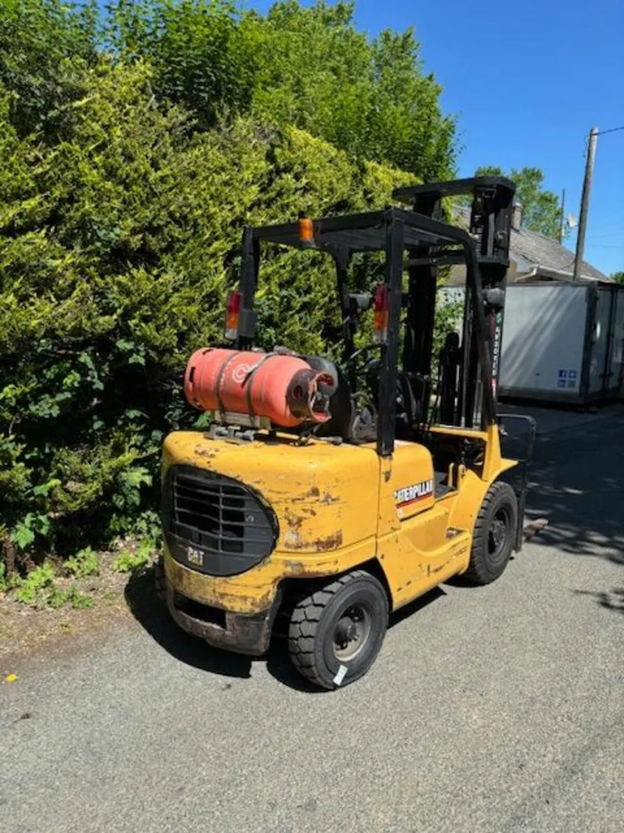 Gas Forklifts - Image 3