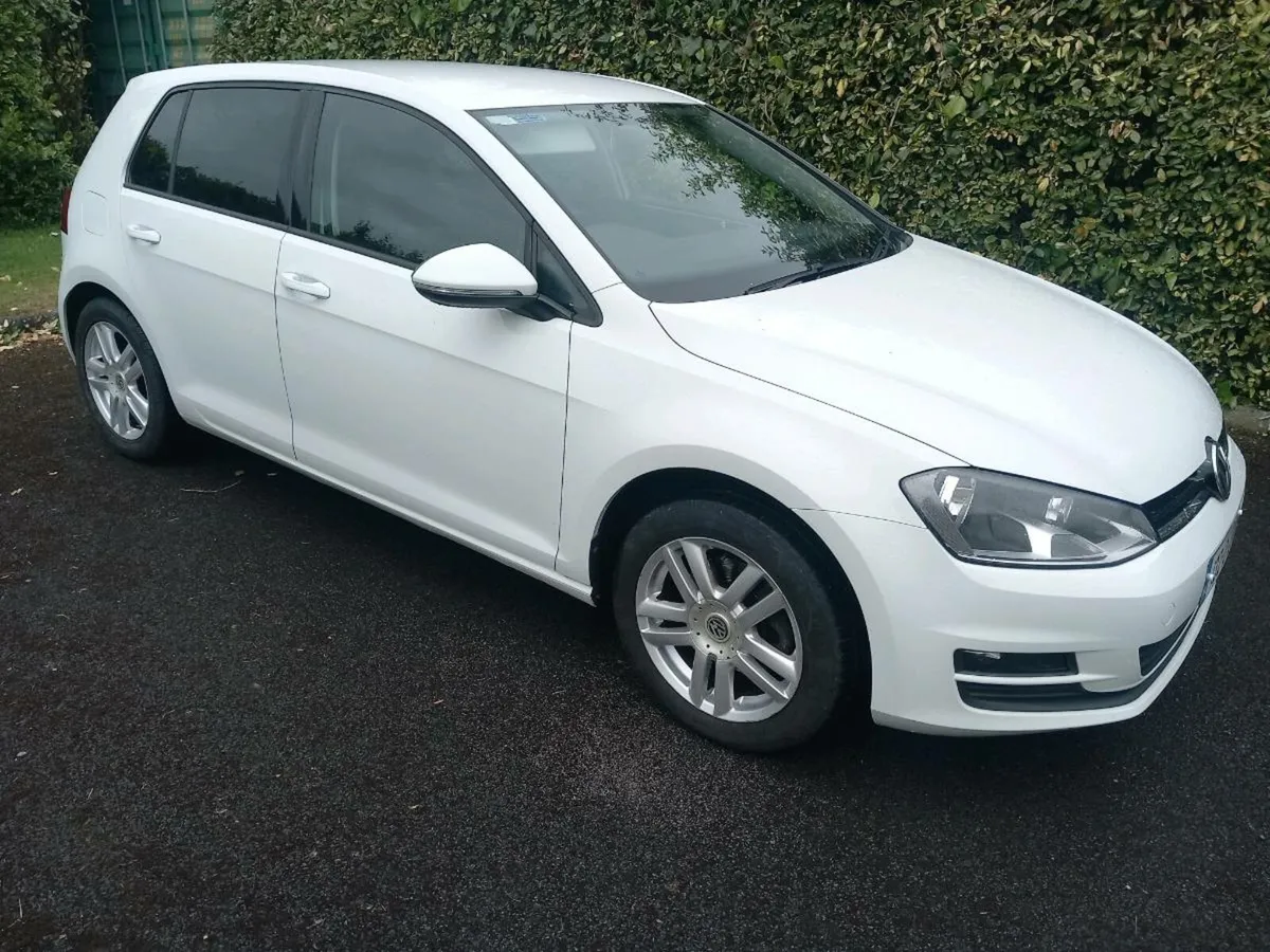 VW Golf 2013 1.2TSI Bluemotion 105HP 5-Door - Image 2