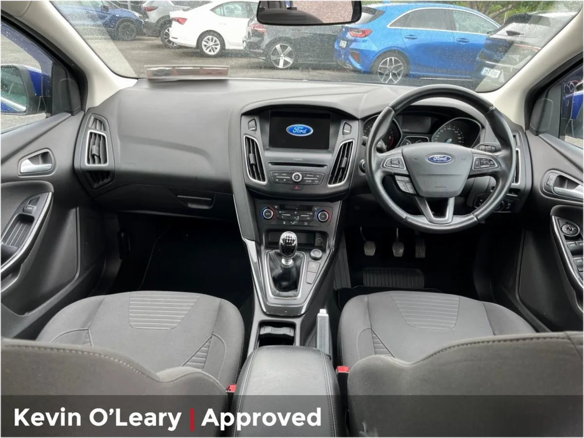 Ford Focus 4dr Titanium 1.5d 95ps - Image 3