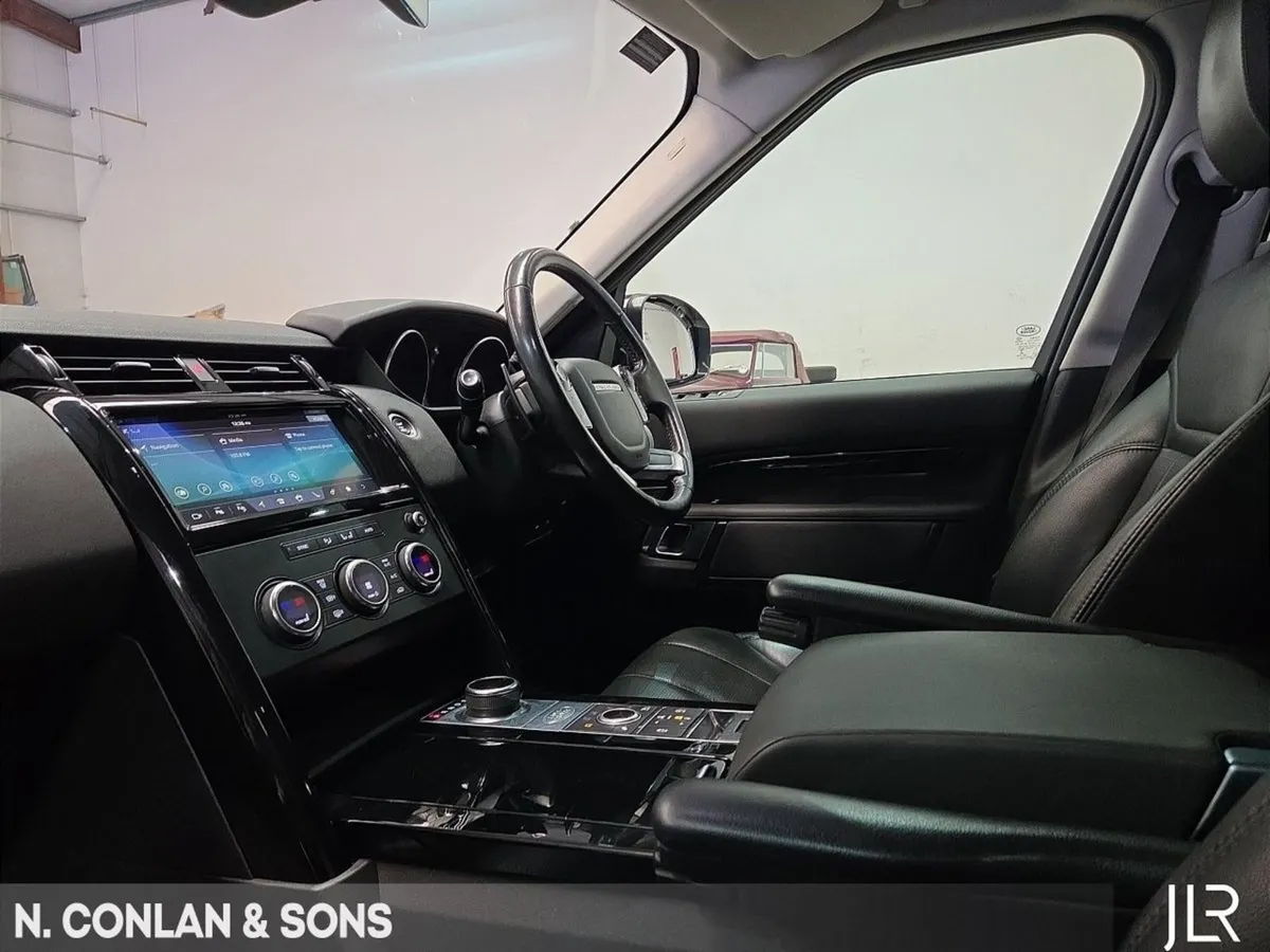 Land Rover Discovery SD4 SE 7 Seater 240BHP  main - Image 3