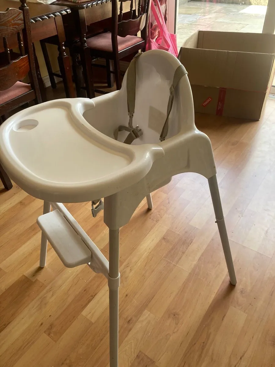 Baby High chair - Image 1