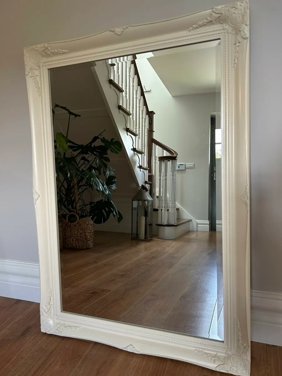 Beautiful Mirror - Image 2