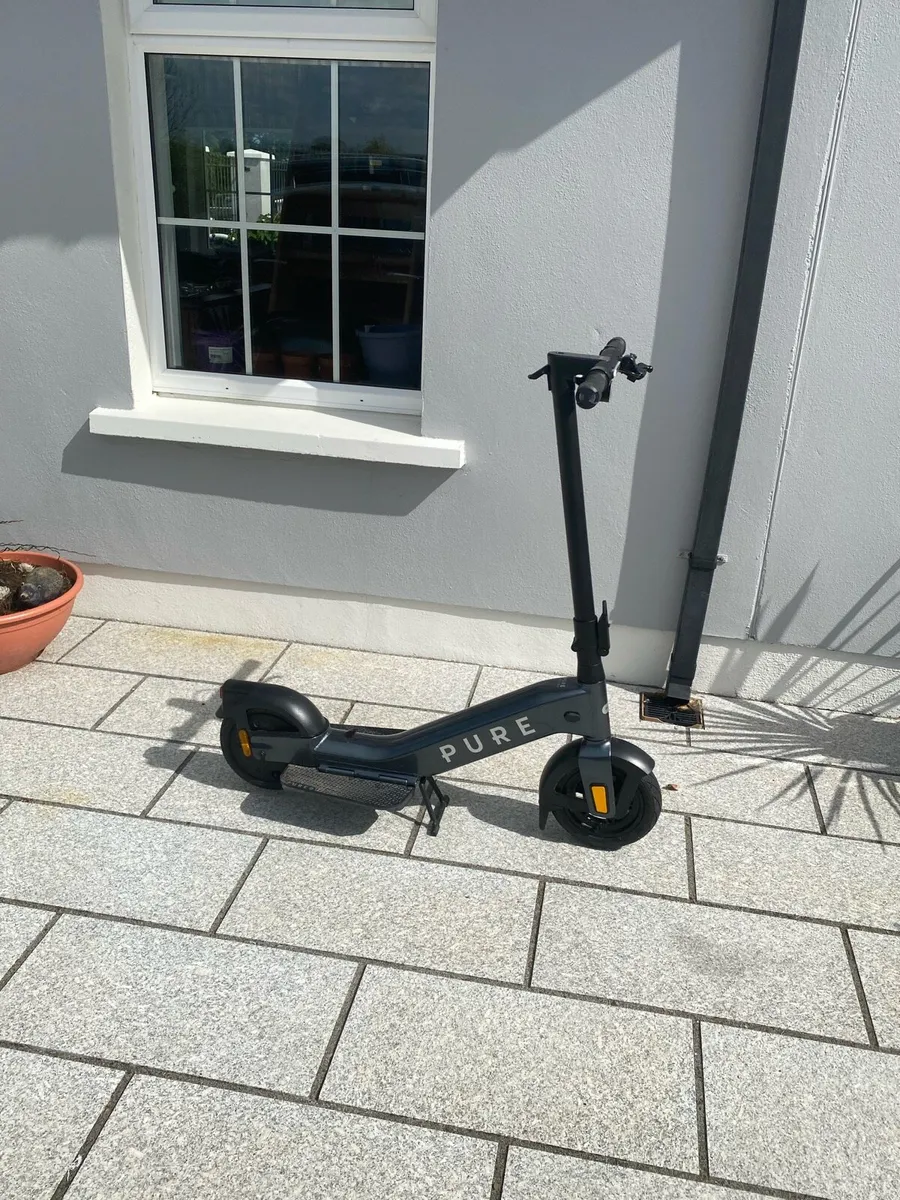 E scooter - Image 1