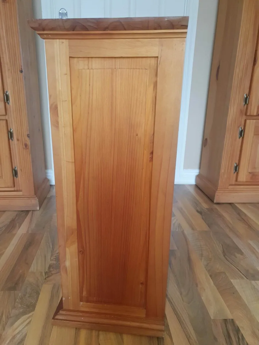 DISPLY CABINETS - Image 3