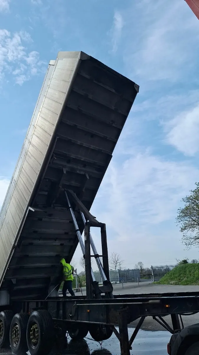 Crane Trailer - Image 2