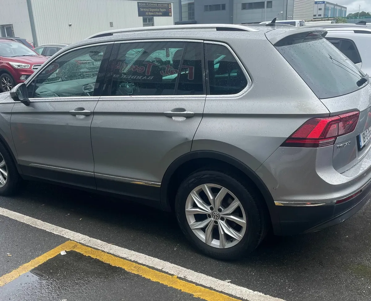 Volkswagen Tiguan Highline 4WD 2018 - Image 4