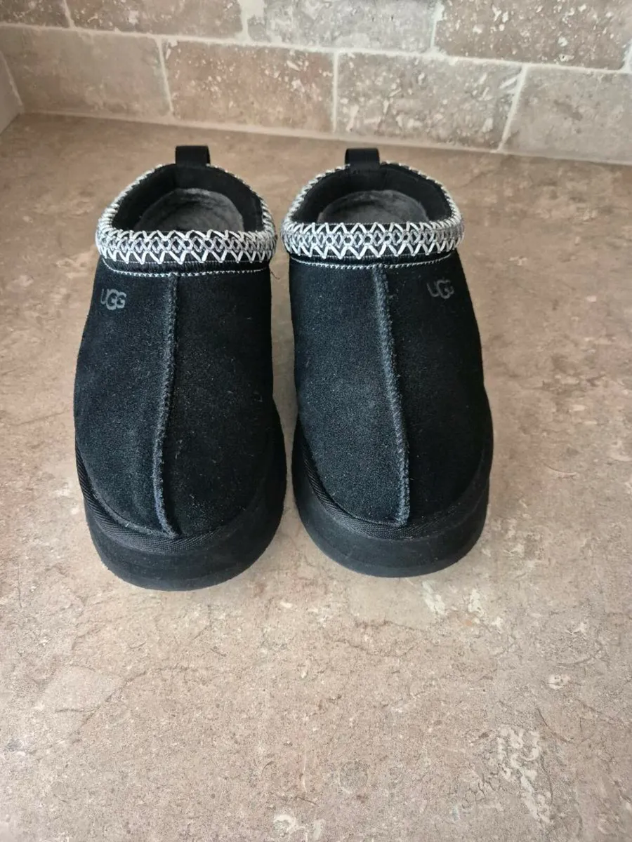 Ugg Tazz - Image 1