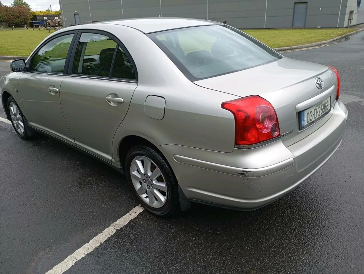 Toyota avensis - Image 3