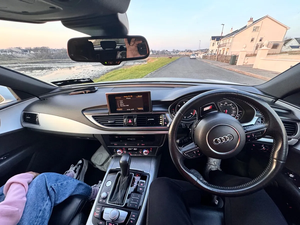 Audi A7 2016 - Image 2