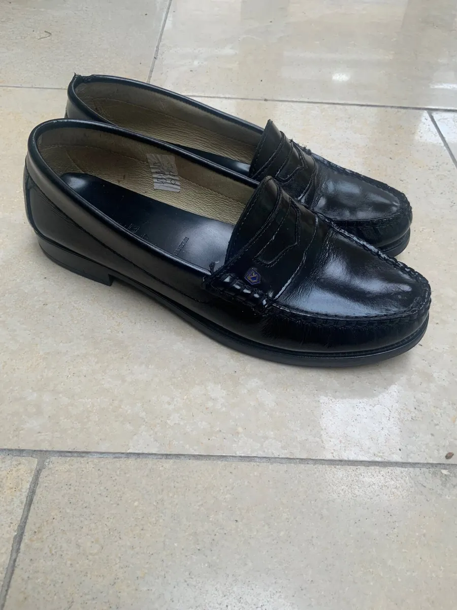 Dubarry girls black school shoes - Image 1