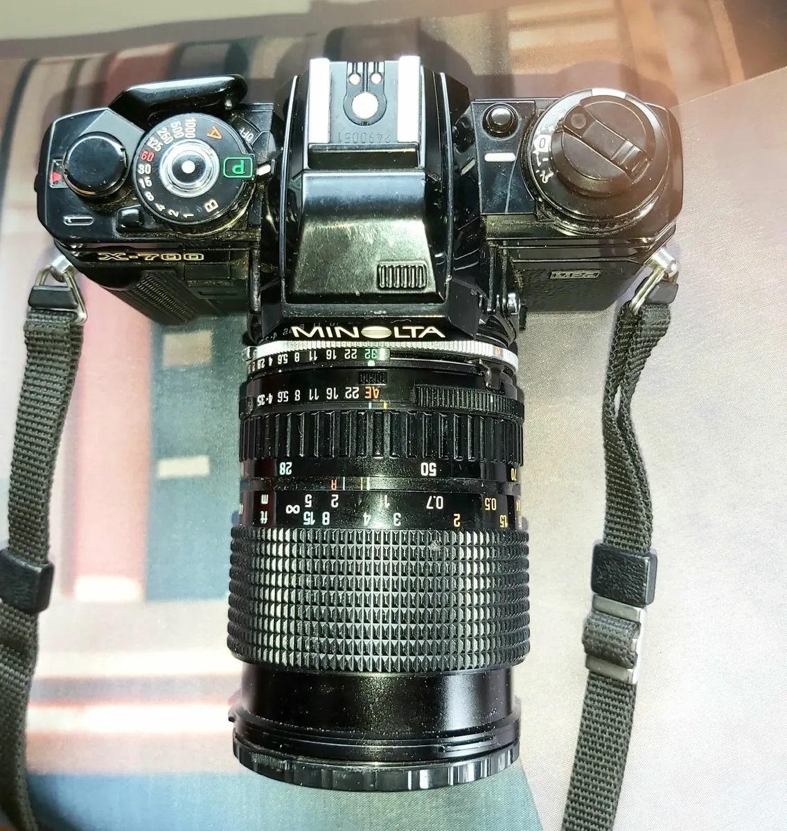Minolta x-700 with 28x70 lens - Image 1