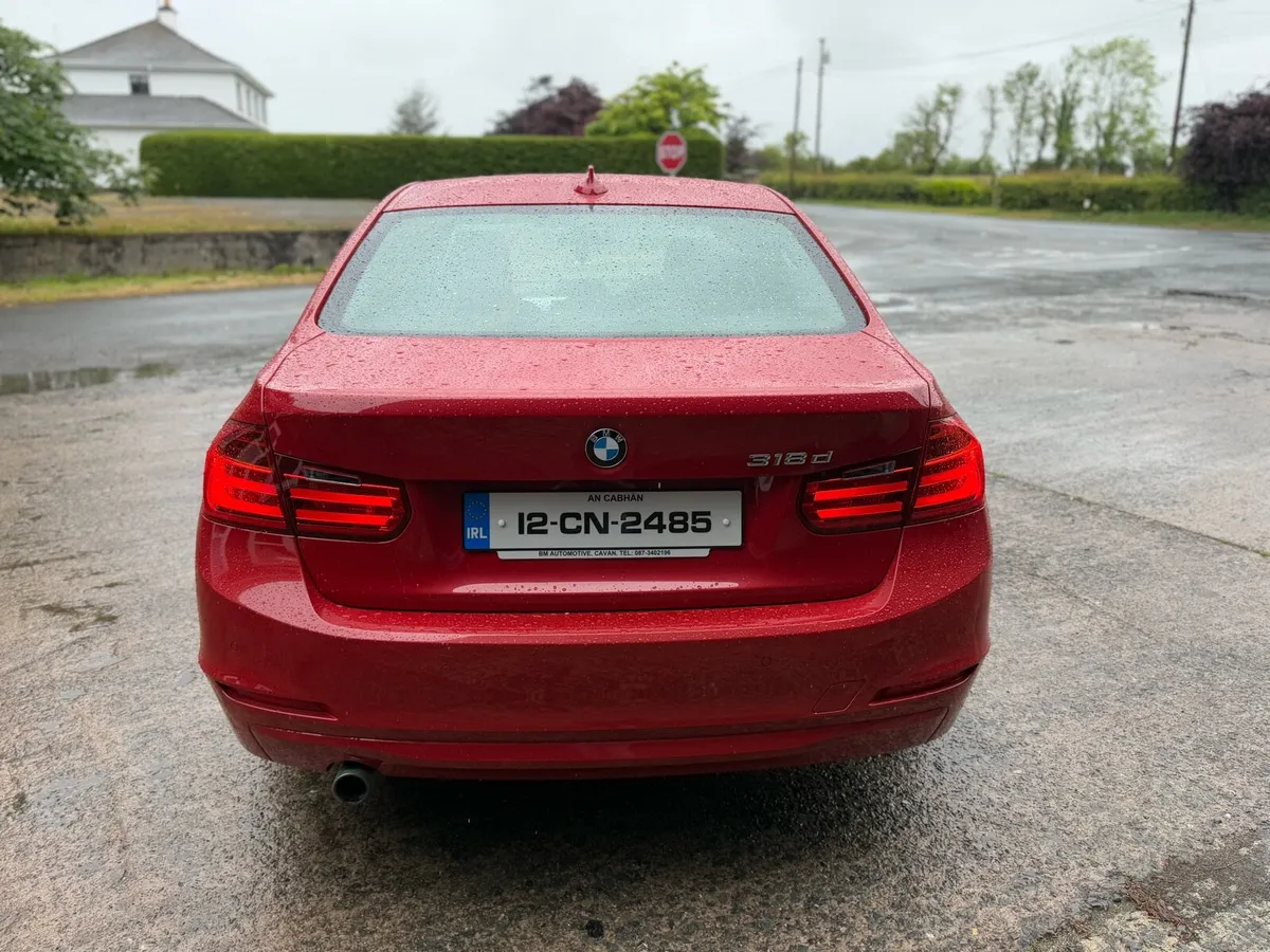 *BMW 318d LOW MILES* - Image 4
