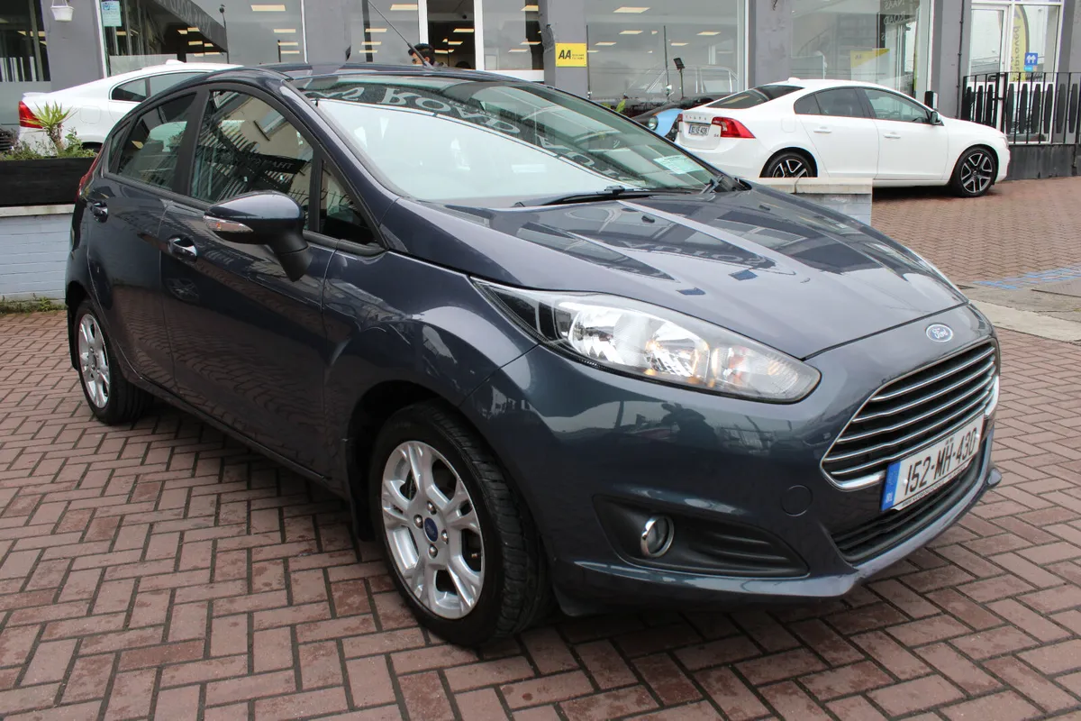 Ford Fiesta 1.2 5Dr Hatchback // 1 IRISH OWNER // - Image 2