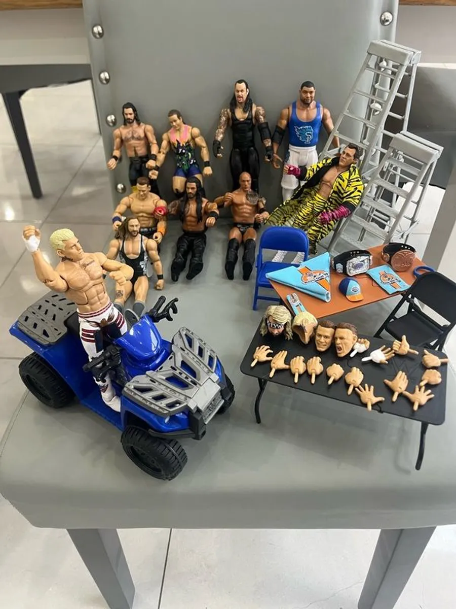 WWE Toys. Rings, Action Figures & accessories. All in perfect condition - Image 1
