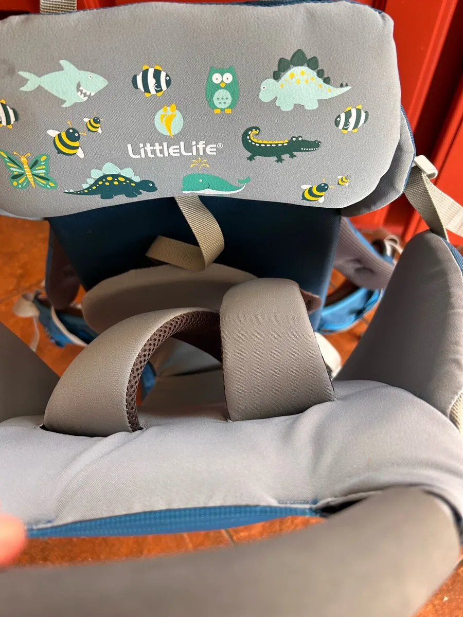 Littlelife child carrier - Image 2