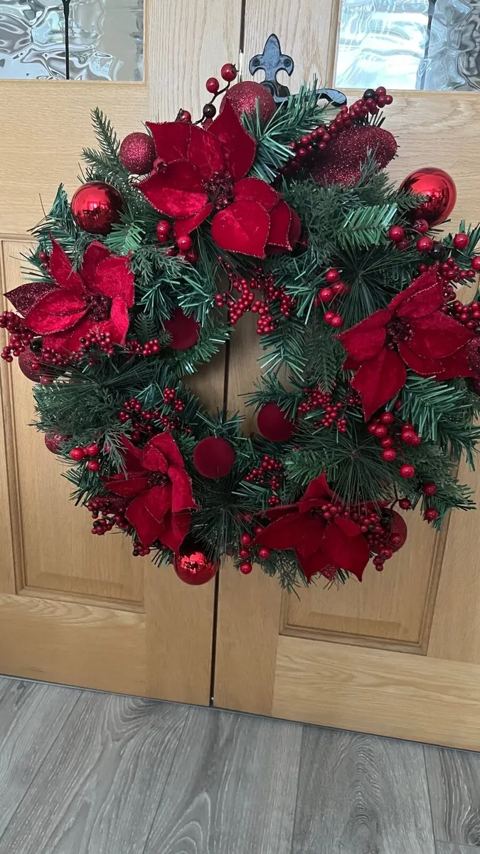 Luxury Christmas Wreath - Image 2