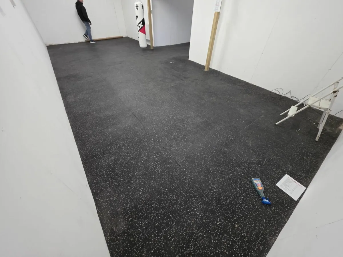 Pre-Owned Gym Rubber Flooring 1m sq Mats EZ Clean - Image 1