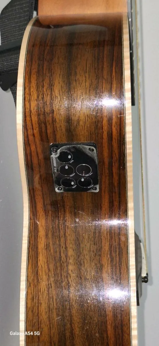 Guitar - Image 2