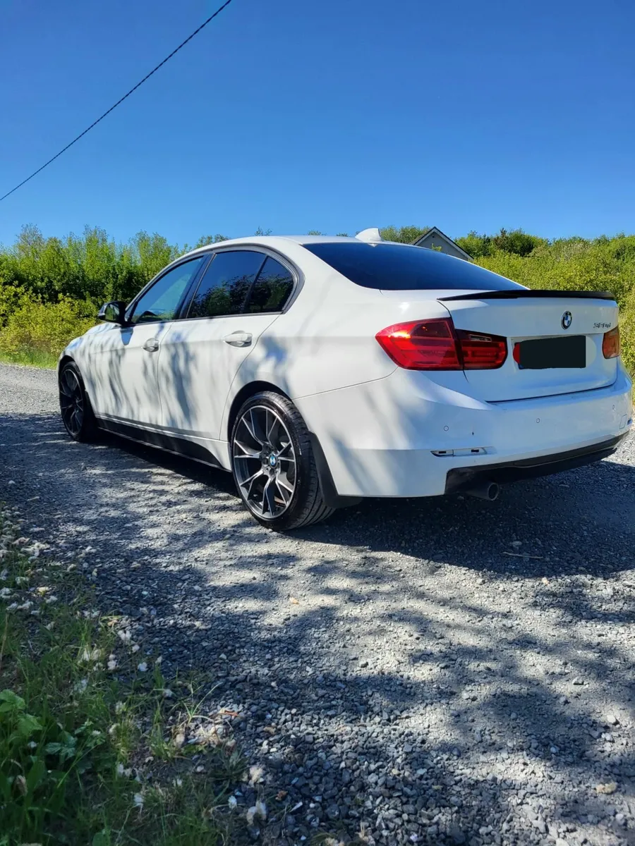 BMW 3-Series 2012 - Image 1