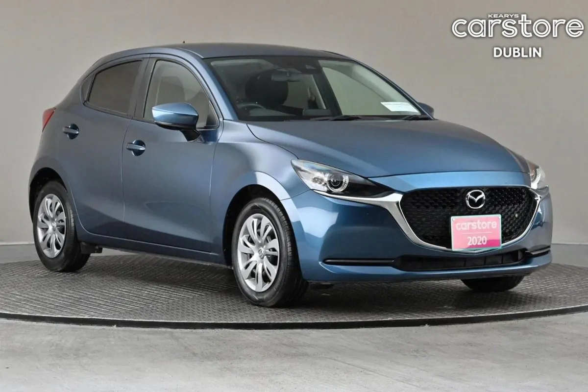 Mazda 2 1.5 Skyactive Auto  revese Cam rear Park - Image 1
