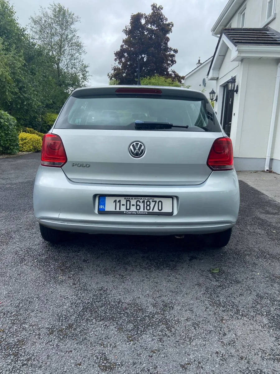 Volkswagen Polo 2011 - Image 2