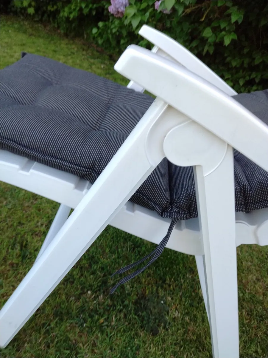 x1 Garden Chair/ Cushion €70 - Image 3