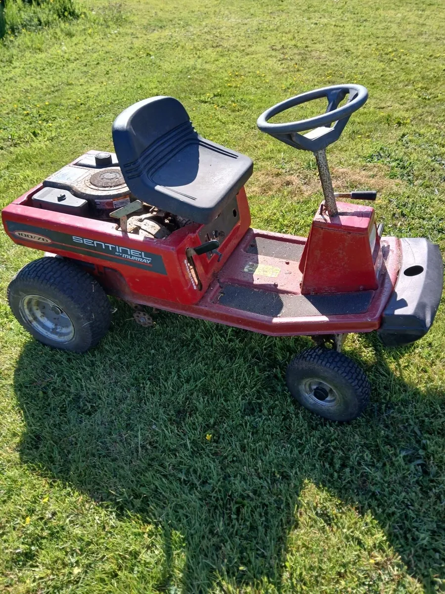 Murray ride on lawnmower - Image 1